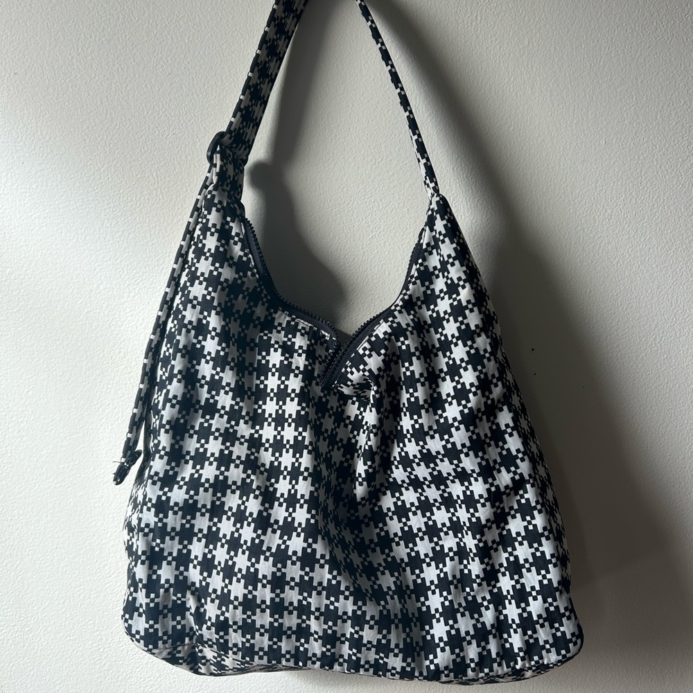 Large Houndstooth Baggu